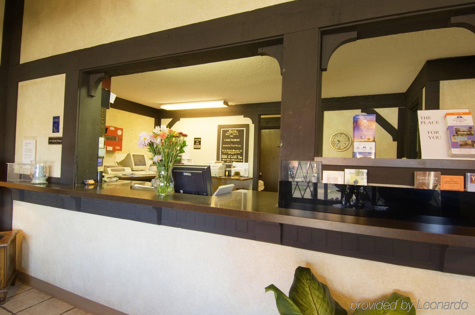 Dover Inn And Suites Interior foto