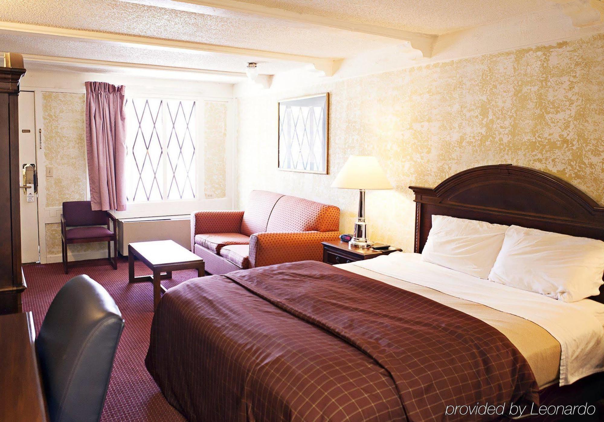 Dover Inn And Suites Habitación foto